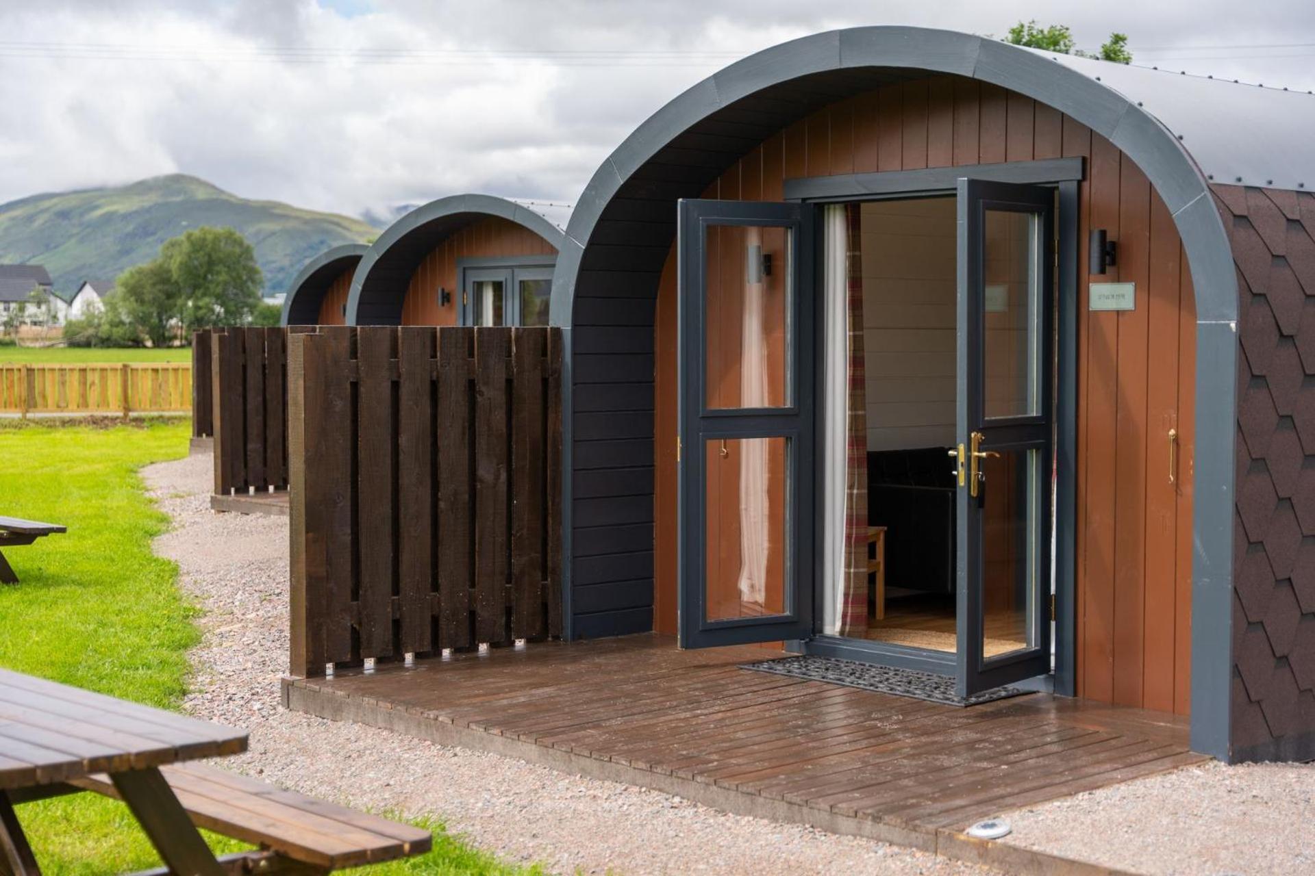 Ben Nevis Pod Villa Fort William Exterior photo